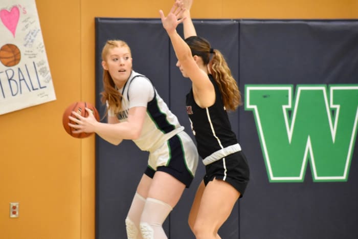 2023-24 Washington high school girls basketball, districts: Eastlake at Woodinville